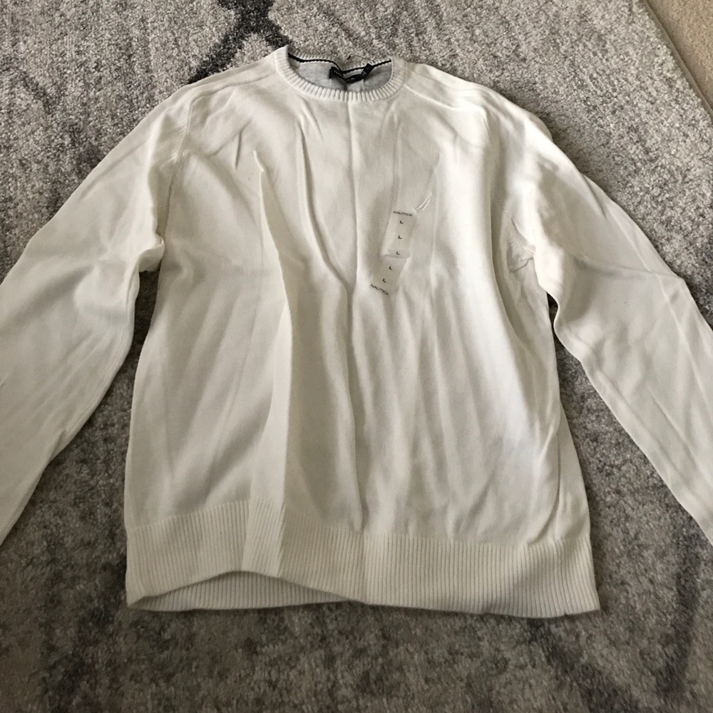 Never worn Nautica men’s sweater
